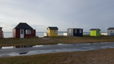 Herlige små strandhuse ved Ærøskøbing. Nogle var mikrosmå og der var kun plads til et lille bord og 2 stole. Men meget charmerende. 